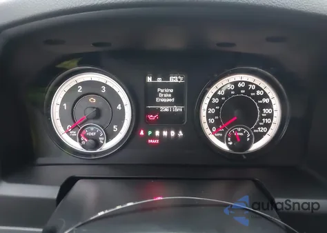 2015 Ram 1500 Tradesman z USA, uszkodzony, nr VIN 1C6RR7FM8FS721008